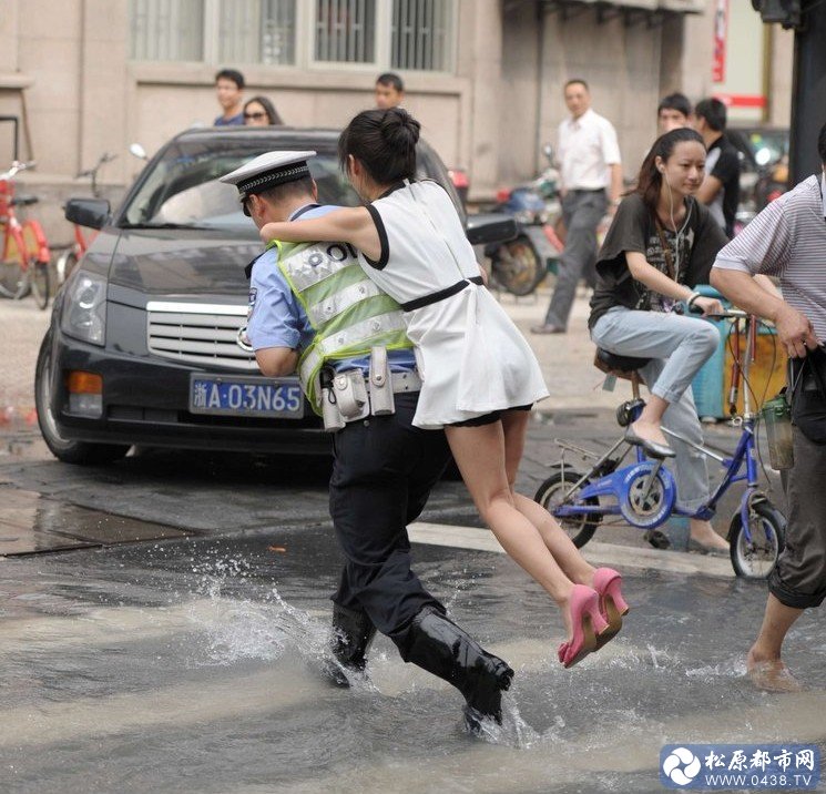 QQ截图20130606100244.jpg